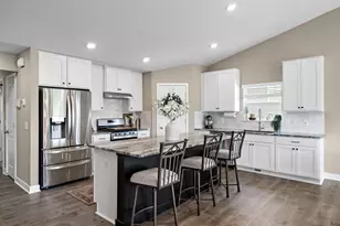 20722 Glade Ave, Lakeville, MN 55044 - Photo 4