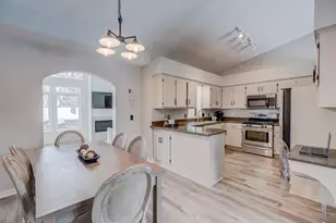 18848 Barrington Dr, Eden Prairie, MN 55346 - Photo 4