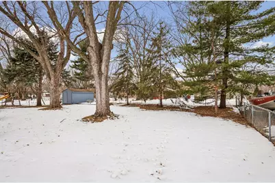 10408 Upton Avenue S, Bloomington, MN 55431 - Photo 34