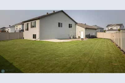 5508 59th Street S, Fargo, ND 58104 - Photo 30