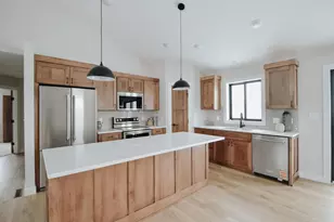 348 Highlands Ave, Zumbrota, MN 55992 - Photo 4