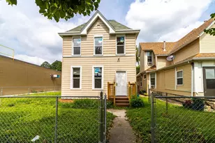 883 Fremont Ave, Saint Paul, MN 55106 - Photo 1