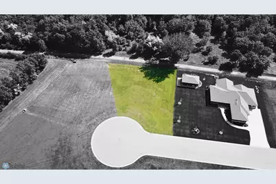 206 19th Street Circle NE, Barnesville, MN 56514 - Photo 1