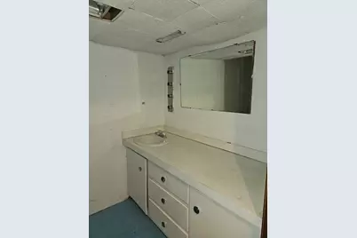 112 N Sverdrup Avenue, Jackson, MN 56143 - Photo 28