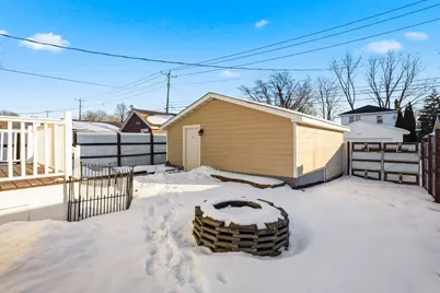 2220 Reaney Avenue E, Saint Paul, MN 55119 - Photo 32