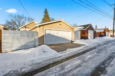 2220 Reaney Avenue E, Saint Paul, MN 55119 - Photo 38