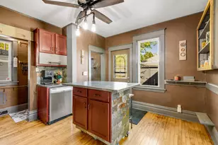 951 Front Ave, Saint Paul, MN 55103 - Photo 10