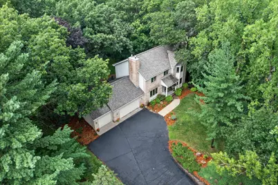 851 Lincolntown Avenue, Mahtomedi, MN 55115 - Photo 1