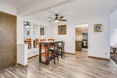 4120 Parklawn Avenue #331, Edina, MN 55435 - Photo 6
