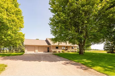 555 10th Street SE, Benson, MN 56215 - Photo 1