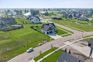 6090 Wildflower Dr S, Fargo, ND 58104 - Photo 60