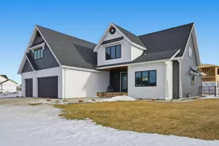 6090 Wildflower Dr S, Fargo, ND 58104 - Photo 2