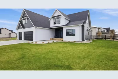6090 Wildflower Drive S, Fargo, ND 58104 - Photo 2