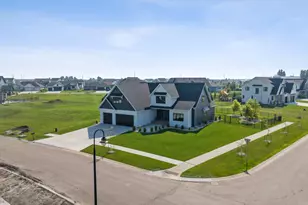 6090 Wildflower Dr S, Fargo, ND 58104 - Photo 52