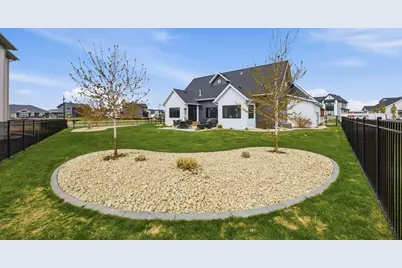 6090 Wildflower Drive S, Fargo, ND 58104 - Photo 72