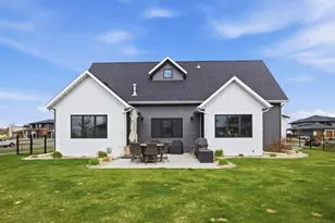 6090 Wildflower Dr S, Fargo, ND 58104 - Photo 70