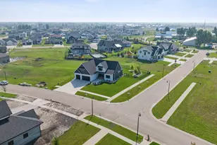 6090 Wildflower Dr S, Fargo, ND 58104 - Photo 54