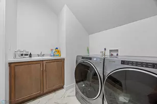 6090 Wildflower Dr S, Fargo, ND 58104 - Photo 24