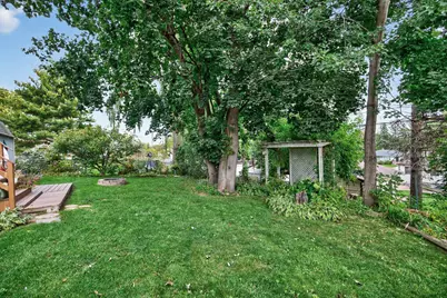 438 19th Avenue N, South Saint Paul, MN 55075 - Photo 4