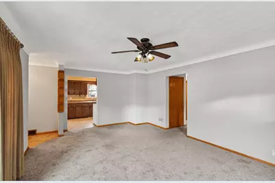 438 19th Avenue N, South Saint Paul, MN 55075 - Photo 6