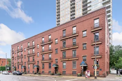 601 S 9th Street #3, Minneapolis, MN 55404 - Photo 1