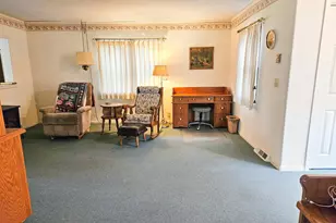 310 Marshall Ave NE, Red Lake Falls, MN 56750 - Photo 6