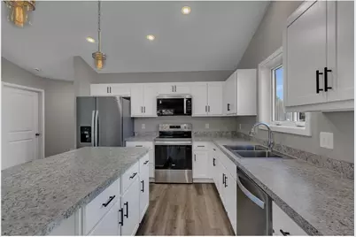 1015 3rd Avenue NE, Milaca, MN 56353 - Photo 10