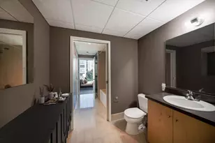 8151 33rd Ave S, Bloomington, MN 55425 - Photo 4