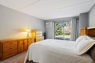 10401 Cedar Lake Rd, Minnetonka, MN 55305 - Photo 14