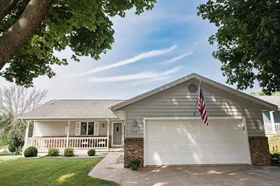 305 Regent Drive, La Crescent, MN 55947 - Photo 1