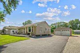 356 6th Ave S, Brownton, MN 55312 - Photo 1