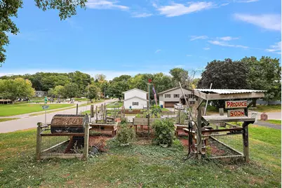 1409 Hillsboro Avenue N, Golden Valley, MN 55427 - Photo 22