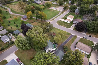 1409 Hillsboro Avenue N, Golden Valley, MN 55427 - Photo 30