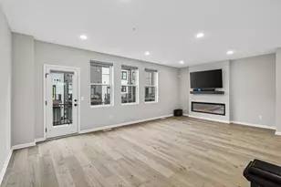 875 W Falls Passage, Saint Paul, MN 55116 - Photo 20