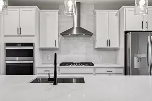 875 W Falls Passage, Saint Paul, MN 55116 - Photo 16