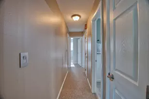 115 E 25th St, Hibbing, MN 55746 - Photo 16