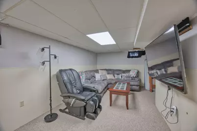 115 E 25th Street, Hibbing, MN 55746 - Photo 22