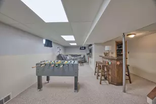 115 E 25th St, Hibbing, MN 55746 - Photo 28