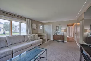 115 E 25th St, Hibbing, MN 55746 - Photo 10