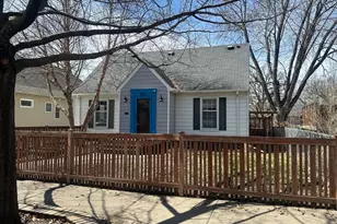 825 Delaware Ave, Saint Paul, MN 55107 - Photo 2