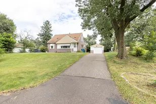 2144 Sloan St, Maplewood, MN 55117 - Photo 1