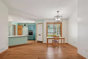 6542 Riverwood Ln, Brooklyn Center, MN 55430 - Photo 4