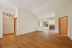 6542 Riverwood Ln, Brooklyn Center, MN 55430 - Photo 16