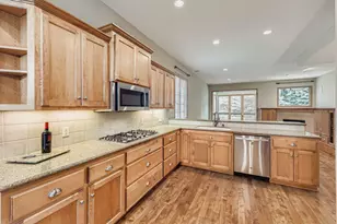 17407 Ada Ct, Eden Prairie, MN 55347 - Photo 4