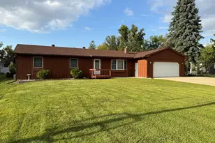 1007 2nd St SE, Roseau, MN 56751 - Photo 1