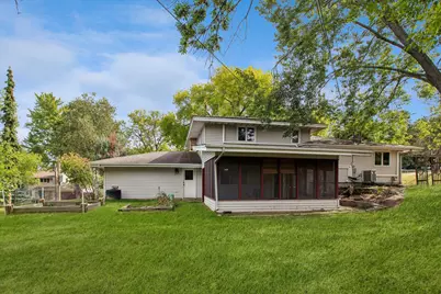 10930 Radisson Drive, Burnsville, MN 55337 - Photo 4