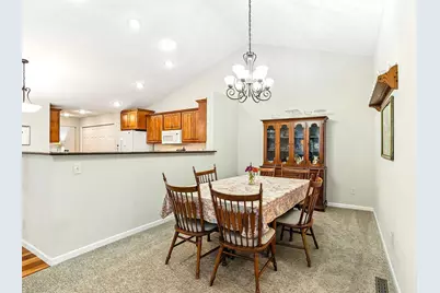 1301 Pine Pointe Curve, Saint Peter, MN 56082 - Photo 10