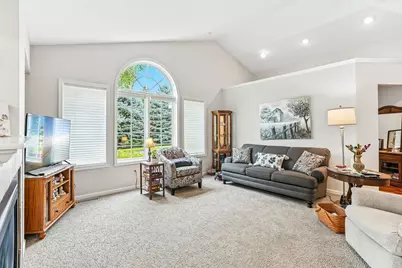 1301 Pine Pointe Curve, Saint Peter, MN 56082 - Photo 6