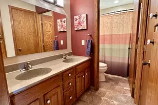 19118 Aspen Ave, Tracy, MN 56175 - Photo 18