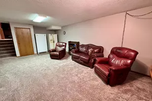 19118 Aspen Ave, Tracy, MN 56175 - Photo 30